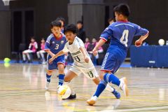 フェニックストーナメントＢ１回戦・西帯広大空ＦＣｖｓＦＣ中標津（金野和彦撮影）