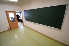 ワークスペースとして貸し出す旧教室