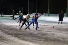 今冬最後の大会らしく懸命に滑る選手たち