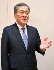 帯広スケート連盟の１００周年を振り返り、今後の展望を語る細川吉博会長