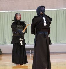 帯広警察署Ｖ　女子個人戦優勝の澁川は２冠　十勝剣道祭