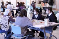 今年は手紙だけでなく対面も　帯広大谷短大生と高齢者の「お便り交流」　初の対面交流～まちマイ音更編
