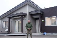 下居辺の農園付き移住体験住宅に期間限定で暮らしている高橋さん