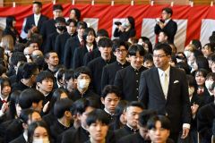 希望を胸に２４１５人が巣立ち　十勝管内高校で卒業式