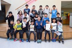 五輪バド元日本代表の永原さん、東士狩小で特別授業　音更