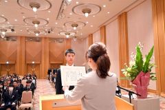 池上学園賞を受賞した全ダニエルさん