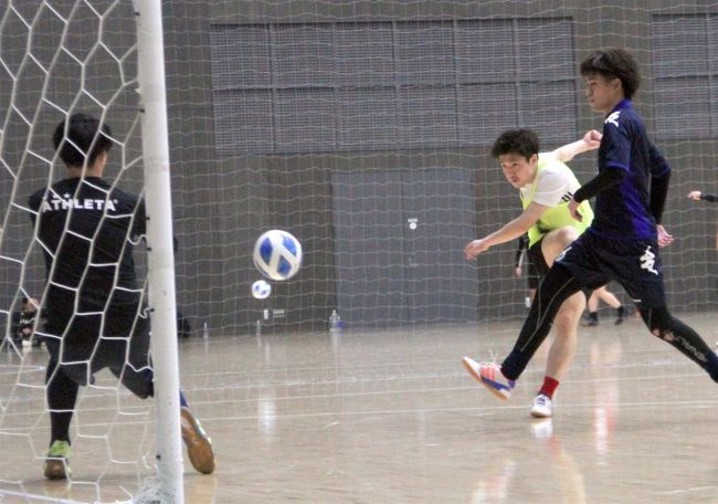 ＴＡＭＡＩ全勝で一般の部Ｖ　シニアは帯広ＦＣ　ミドルはフレンズ制す　全十勝室内サッカー