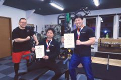 全日本選手権で活躍した十勝パワーリフティング協会勢。左から大道祐輝、澤内千秋、渡邊峻