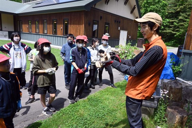ケイセイ創業１００周年　木材で発展、家畜資材柱に　はぐくーむ管理も