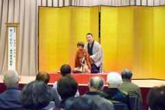 成年後見制度について落語で語る笑福亭学光さん