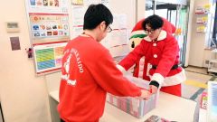 今年度は発送数減も申込件数は増加した「ひろおサンタカード」（昨年１２月１６日の発送初日）