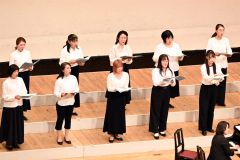 美声は子ども譲り？　三条合唱部保護者ら「ＯＴＯＮＯＷＡ」が初舞台 4