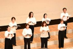 美声は子ども譲り？　三条合唱部保護者ら「ＯＴＯＮＯＷＡ」が初舞台 7
