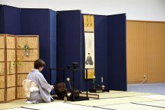 総会後に行われた利休忌