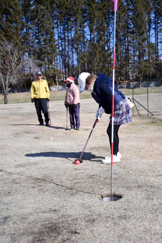 ＰＧシーズンが本格化　幕別の札内ガーデンＰＧ場オープン