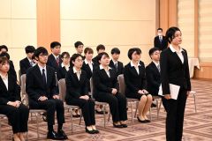 管内企業トップ、新入社員に期待のエール　入社式訓示 10