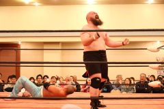 浦幌出身のプロレスラー松本さん、地元で初の公式戦リング 14
