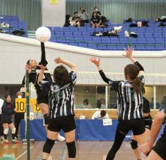 バランスボールがクラスＡで初優勝　東北海道フクハラ杯ミニバレー決勝大会 4