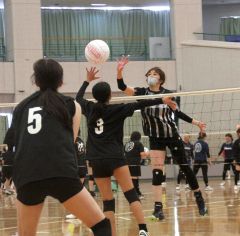バランスボールがクラスＡで初優勝　東北海道フクハラ杯ミニバレー決勝大会 6