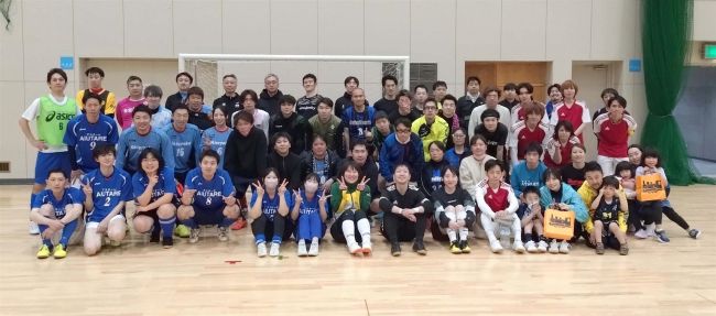 精神障害者のフットサル大会に８チーム熱戦　理解と普及の機会に