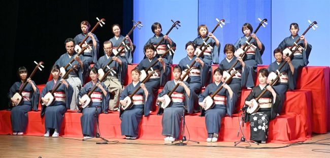 石黒会が日本一決定戦優勝の記念コンサート　５００人が来場