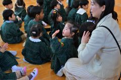 帯広第二ひまわり幼稚園入園式３（９日、金野和彦撮影）