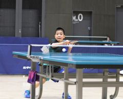 【ホープス男子・決勝】気迫あるプレーで優勝した吉根正輝