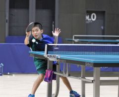 【ホープス男子・決勝】気迫あるプレーで優勝した吉根正輝
