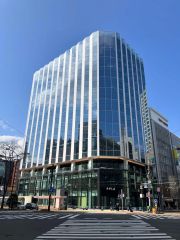 ２５日に３店舗で先行開業する「札幌４丁目プレイス」（４プラ）の外観