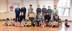 「良い戸の日」帯広保育所で建具調整奉仕 2