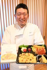 ＪＡ本別コラボ弁当をＰＲする池田さん