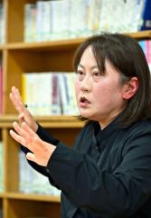直木賞作家の河崎さん　仕事を語る　帯三高図書局員が招き講演会 6