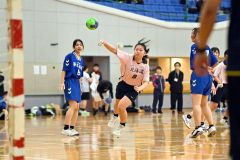 帯三条高女子全勝Ｖ　男子は十勝クラブ制す　帯広ハンドボール協会コート開き大会