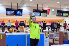 勝毎杯職場対抗ボウリング開幕、北王コンサルなどＡクラスへ