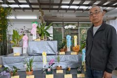 「春の蘭展」をＰＲする帯広蘭友会の塩濱会長
