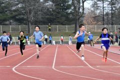 小学男子１００メートル６組