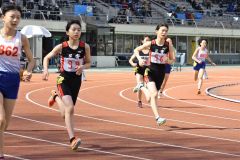 中学女子８００メートル３組