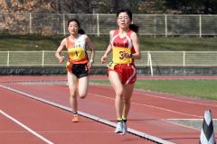 女子３０００メートル