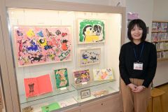 本別町図書館がきくちちきさんギャラリーを新しく