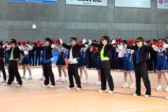 開会式では両校の応援団やチアリーダーによるエール交換が行われた