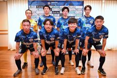 今季の新加入選手ら。前列左から齋藤力壮、水野匠弥、瀬戸匠海、辻田力。後列左から乳井克樹、佐藤友、橋本修平、山下亮介主将