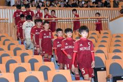 ４０チーム健闘を誓い合う、信田（芽室少）選手宣誓　２０２５ジュニアサッカーフェスタｉｎ十勝 4