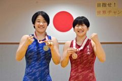 野口（帯北高３年）Ｕ２０の５９キロ級で準Ｖ　荒川（同２年）はＵ１７の４９キロ級３位　レスリングジュニアクイーンズカップ