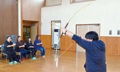万博でアイヌ舞踊を　帯広カムイトウウポポ保存会　１７日に披露 3