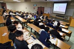 母牛のＩＣＴ遠隔監視サービスなどの理解を深めた