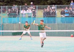 男子優勝の渡部拳斗・古川琉慎組