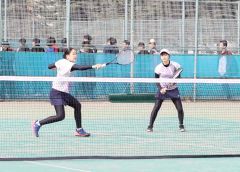 平崎・横地組Ｖ　男子は渡部・古川組制す　全十勝高校春季ソフトテニス