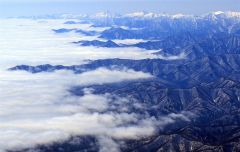 見下ろす山脈、表情豊か～ぐるり空散歩（上）十勝平野、日高山脈編