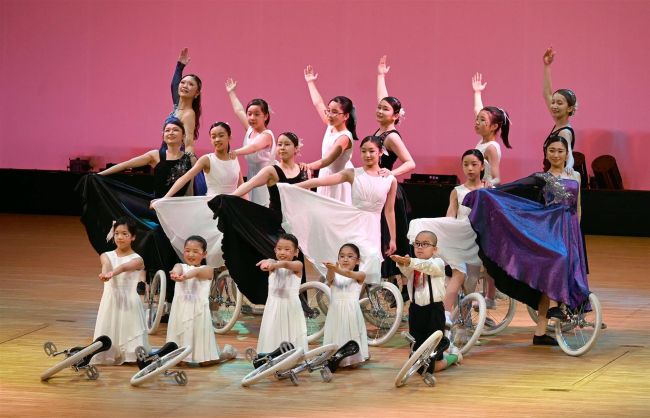 【写真】舞の響演フェス　１６団体が練習の成果披露