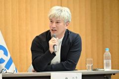 島袋氏